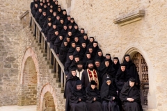 viata-in-manastire1